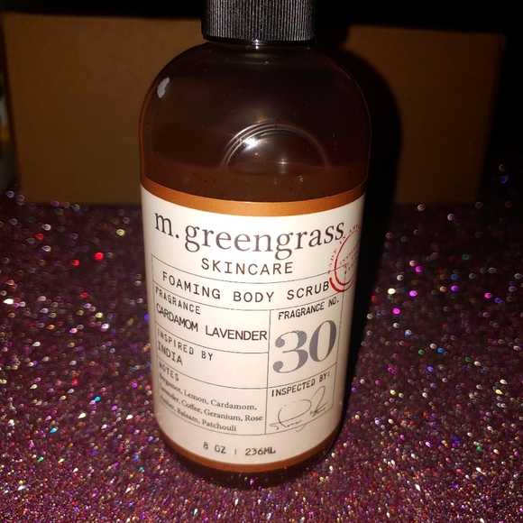 Cardamom Lavender Foaming Body Scrub m. greengrass - Picture 4 of 5